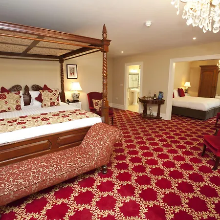 Ballyseede Castle מלון 4*