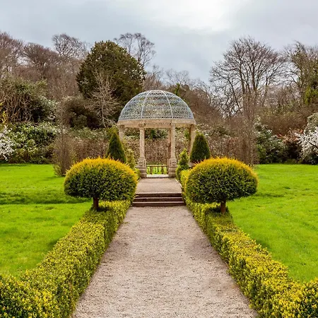 Ballyseede Castle מלון 4*